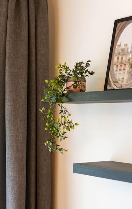 Gozsdu White Raven 3 - Terrace And Free Underground Parking Apartment Budapest Ngoại thất bức ảnh