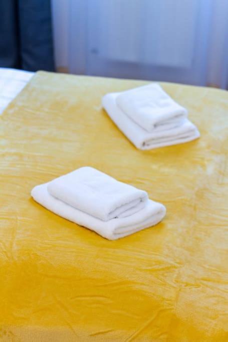 Gozsdu White Raven 3 - Terrace And Free Underground Parking Apartment Budapest Ngoại thất bức ảnh