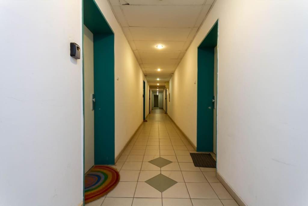 Gozsdu White Raven 3 - Terrace And Free Underground Parking Apartment Budapest Ngoại thất bức ảnh